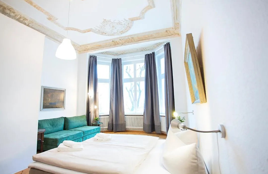 Pension Peters – Das andere Hotel-1